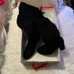 Women over the knee shoe boots